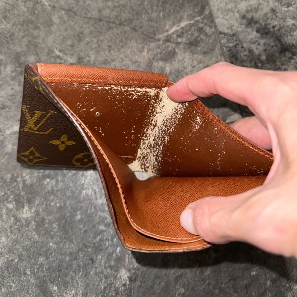 Louis Vuitton LV Monogram Canvas Leather Marco Bifold Vintage Wallet